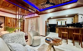 Alibel Beach Villa